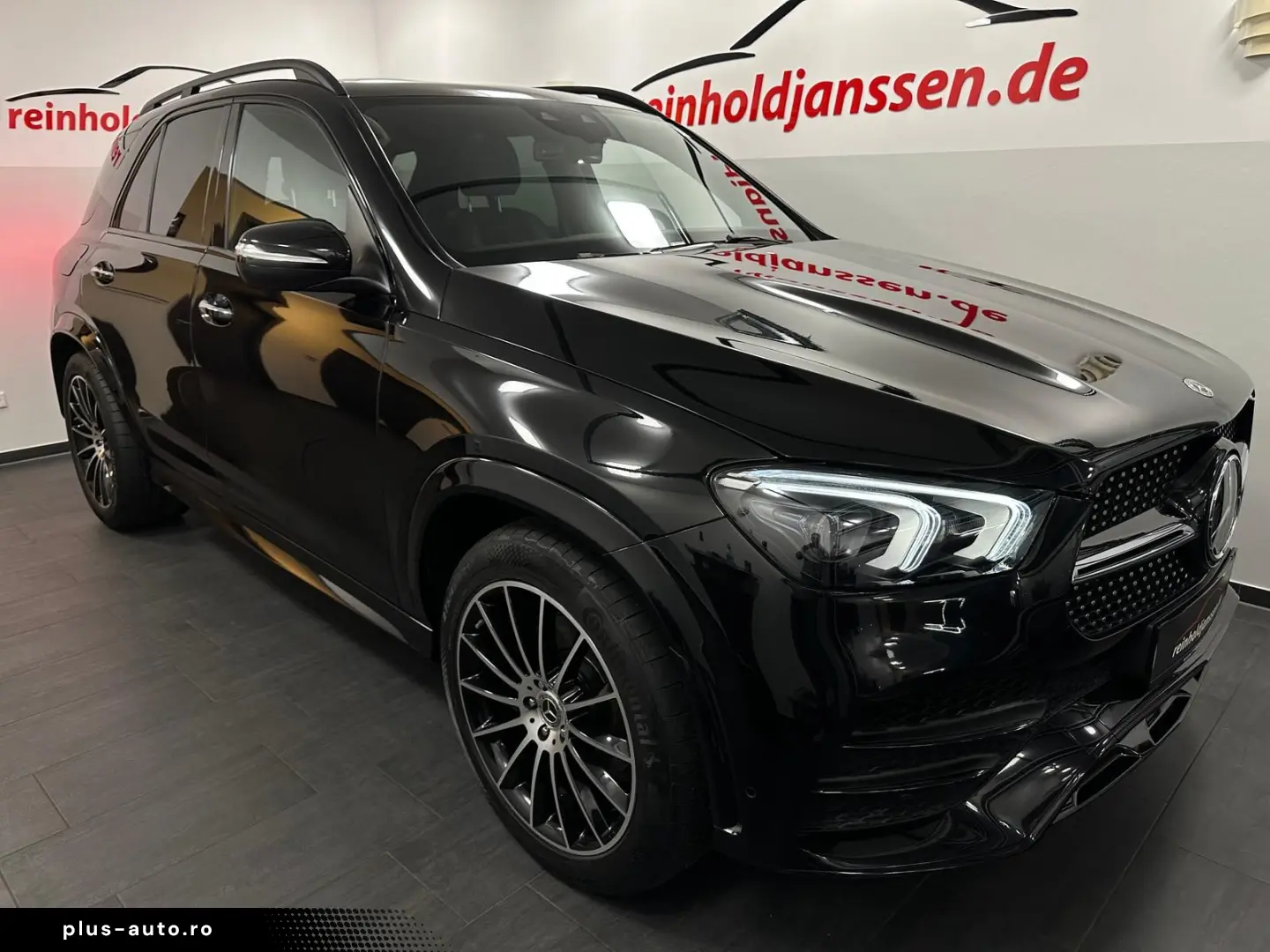 MERCEDES-BENZ GLE 350 d AMG Night Distronic  Pano AHK Memory