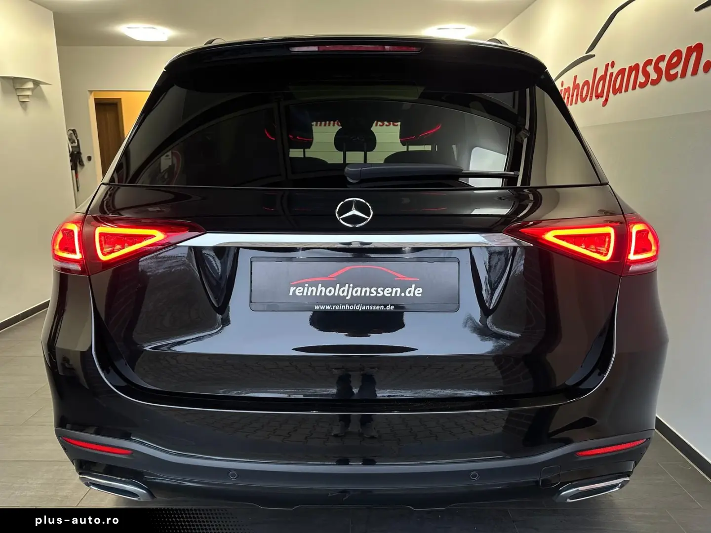 MERCEDES-BENZ GLE 350 d AMG Night Distronic  Pano AHK Memory