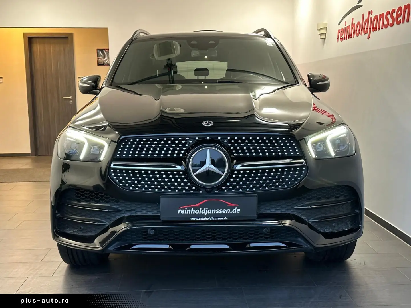 MERCEDES-BENZ GLE 350 d AMG Night Distronic  Pano AHK Memory