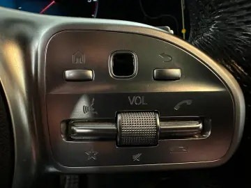 MERCEDES-BENZ GLE 350 d AMG Night Distronic  Pano AHK Memory