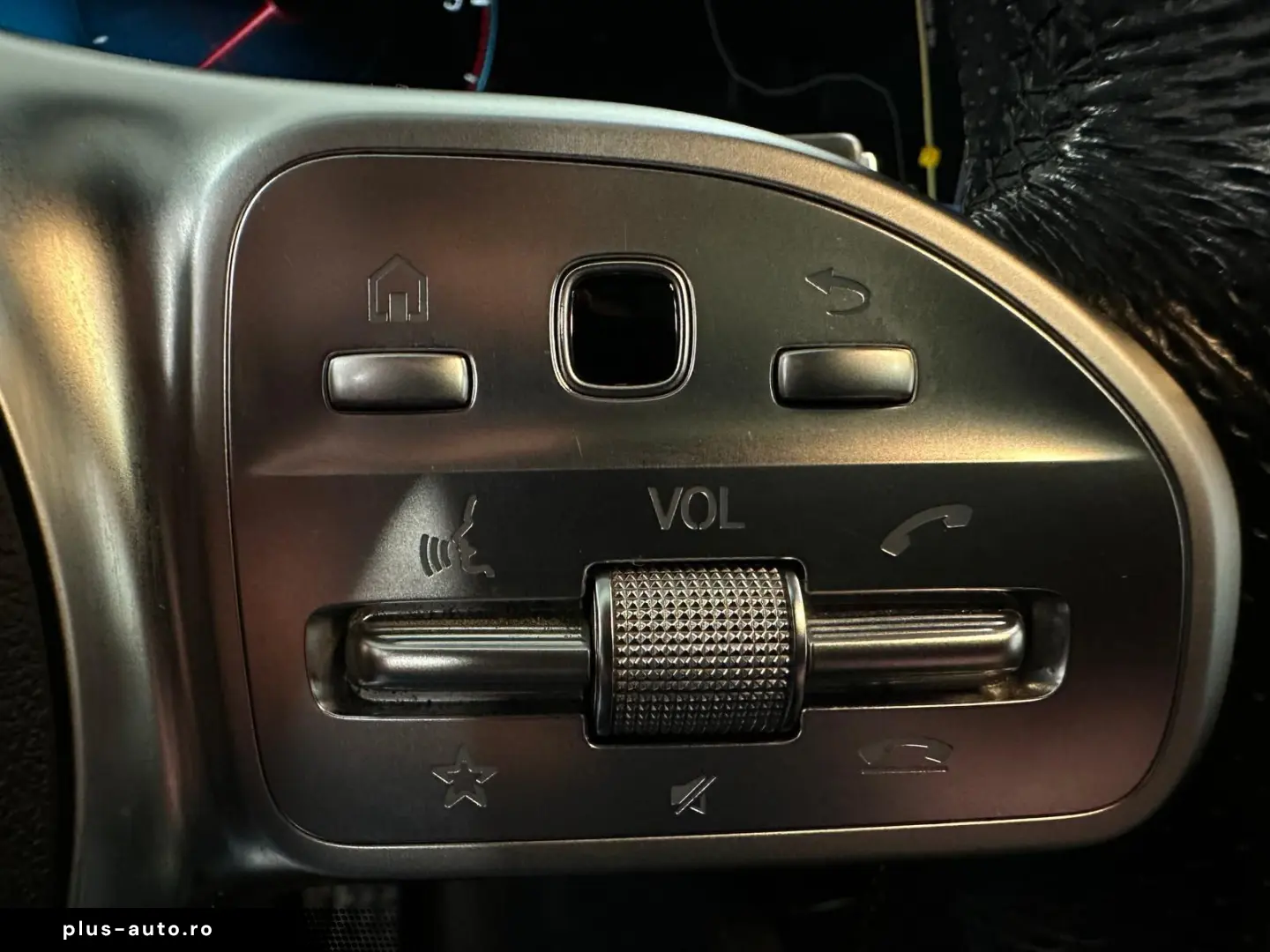 MERCEDES-BENZ GLE 350 d AMG Night Distronic  Pano AHK Memory