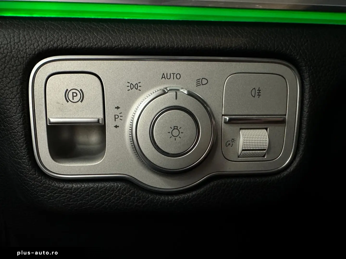 MERCEDES-BENZ GLE 350 d AMG Night Distronic  Pano AHK Memory