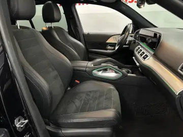 MERCEDES-BENZ GLE 350 d AMG Night Distronic  Pano AHK Memory
