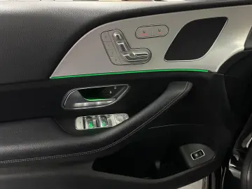 MERCEDES-BENZ GLE 350 d AMG Night Distronic  Pano AHK Memory