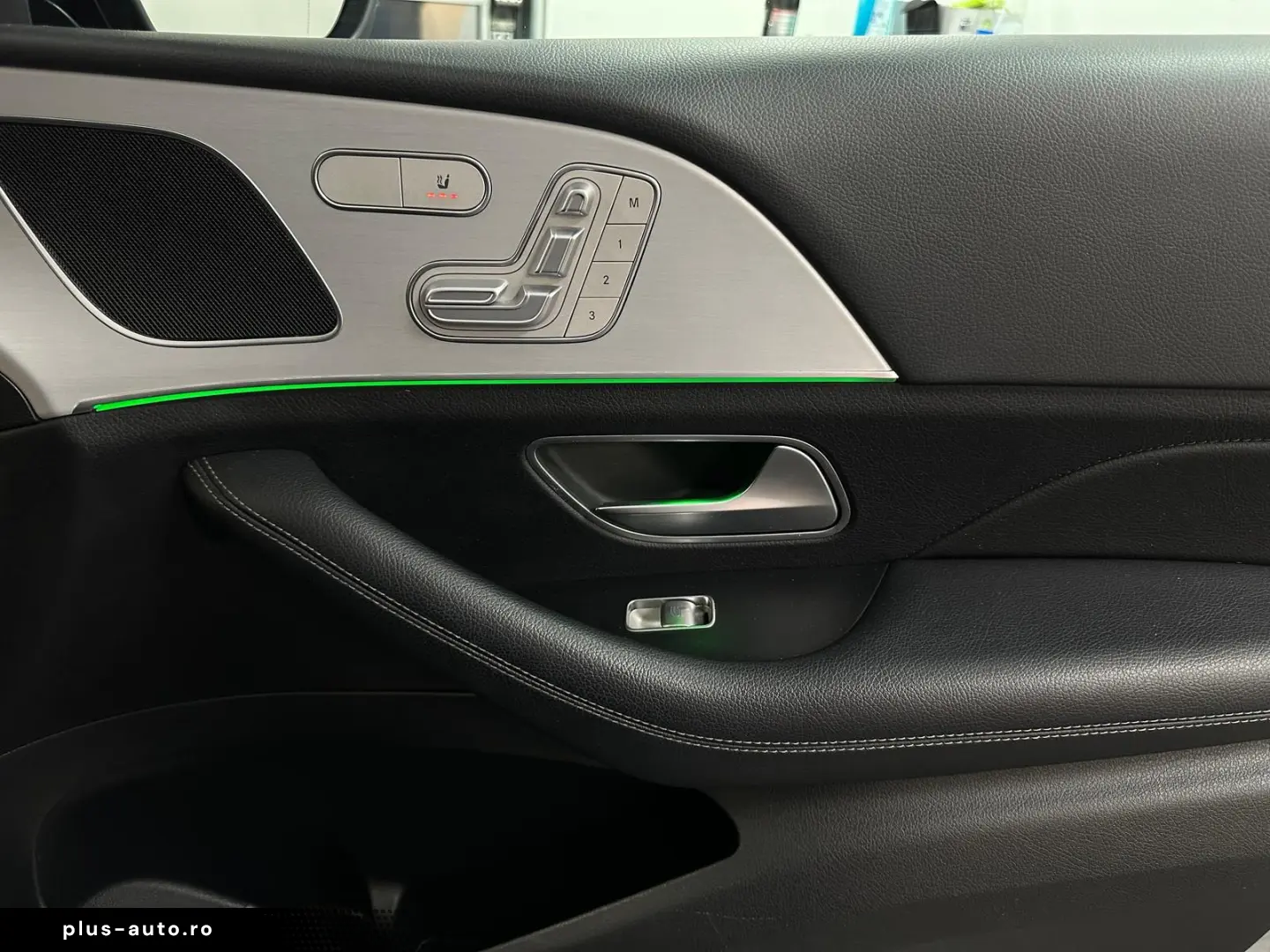 MERCEDES-BENZ GLE 350 d AMG Night Distronic  Pano AHK Memory