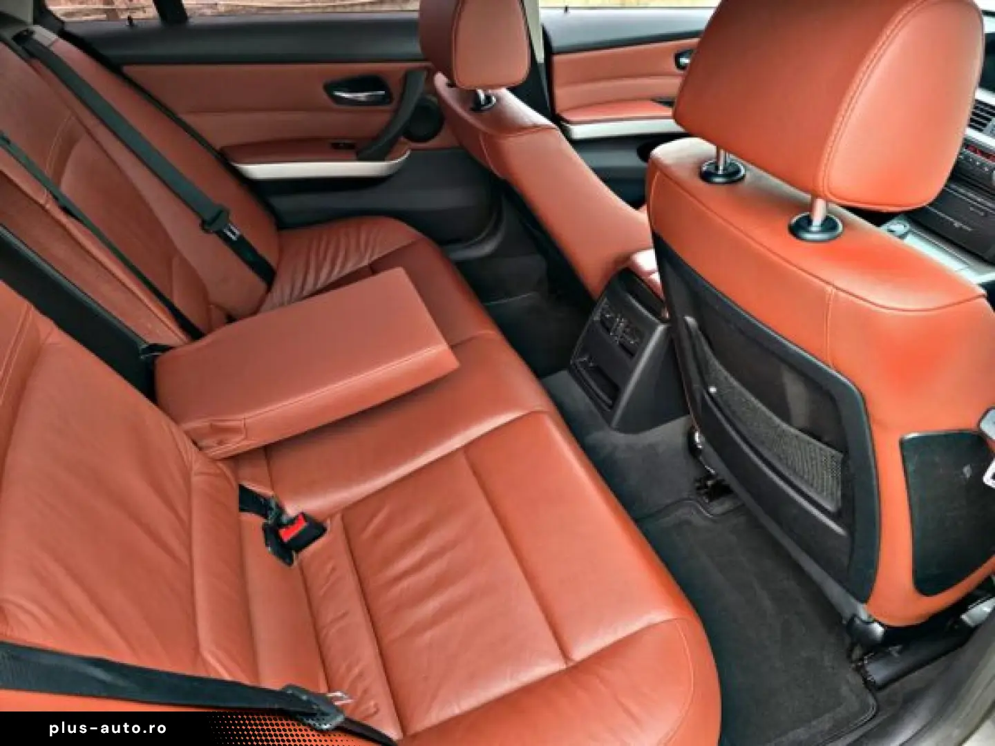 BMW SERIA 3   An 2012