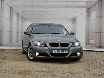 BMW SERIA 3   An 2012