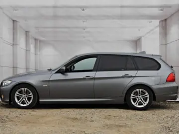 BMW SERIA 3   An 2012