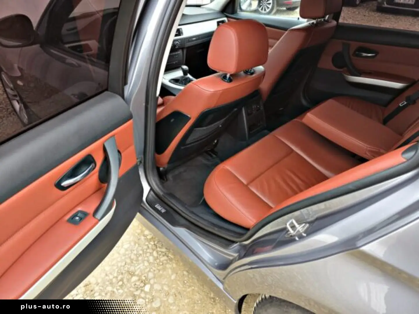 BMW SERIA 3   An 2012