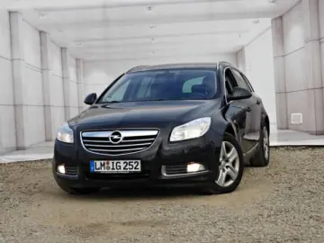 OPEL INSIGNIA   An 2012   Motor 2 0 DIESEL – 160 cp