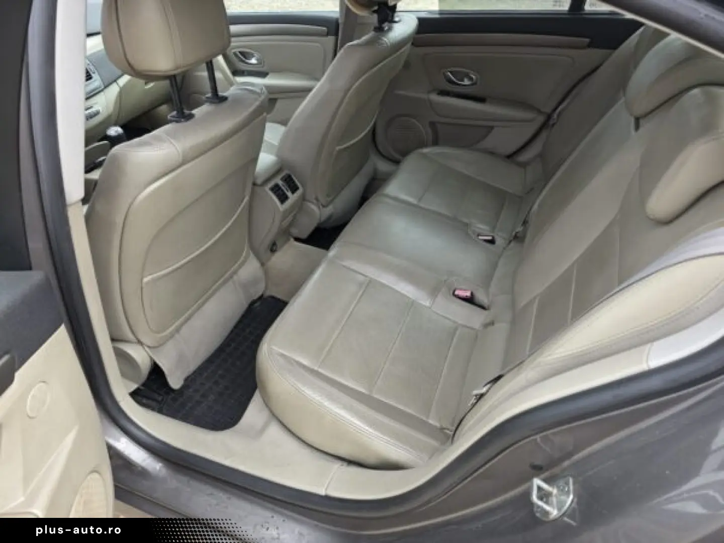 RENAULT LAGUNA   An 2008   Motor 2 0