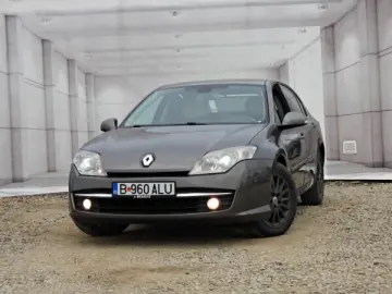 RENAULT LAGUNA   An 2008   Motor 2 0