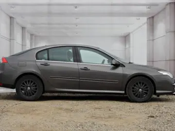 RENAULT LAGUNA   An 2008   Motor 2 0