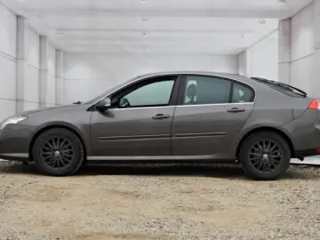 RENAULT LAGUNA   An 2008   Motor 2 0