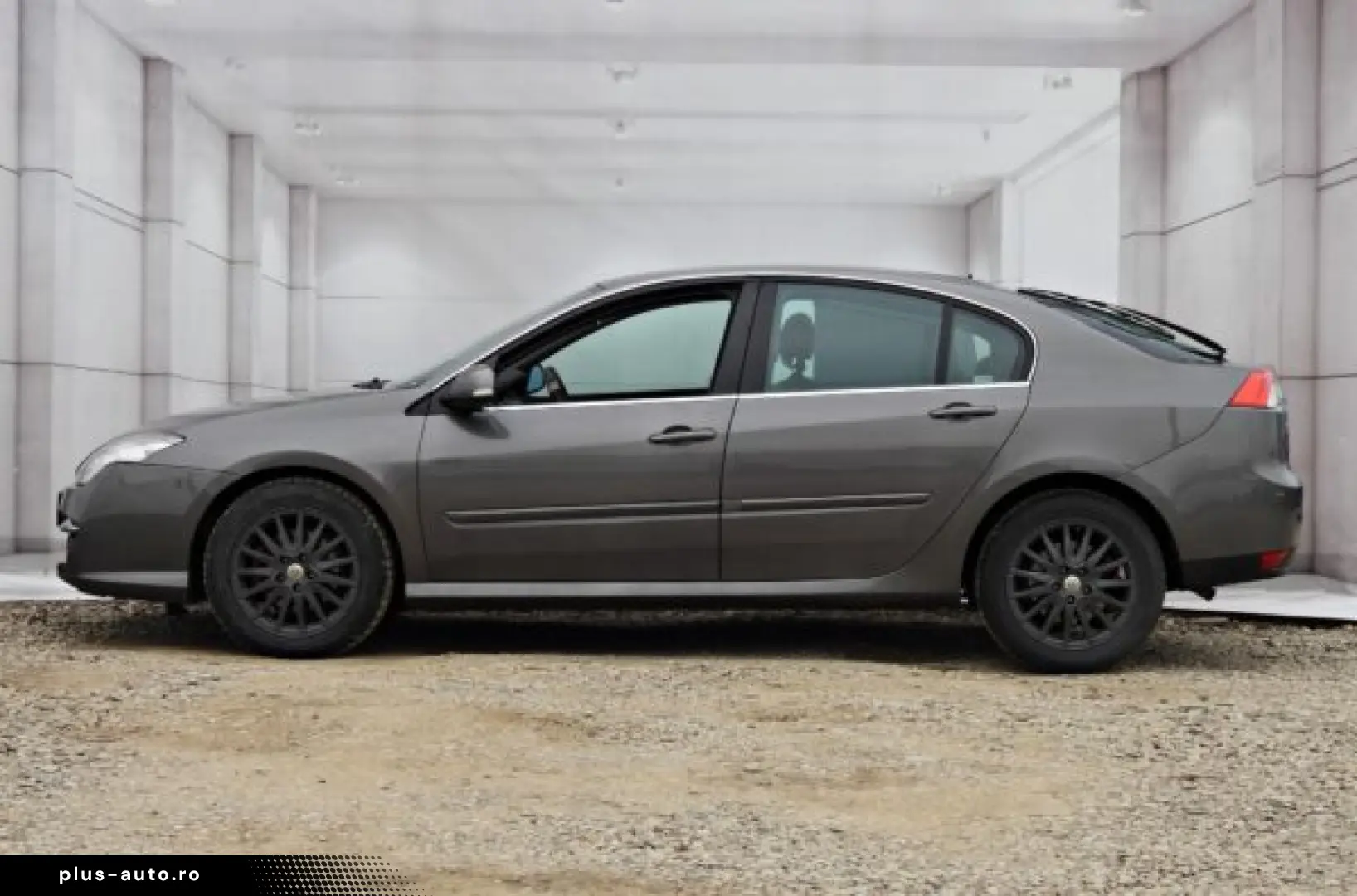 RENAULT LAGUNA   An 2008   Motor 2 0