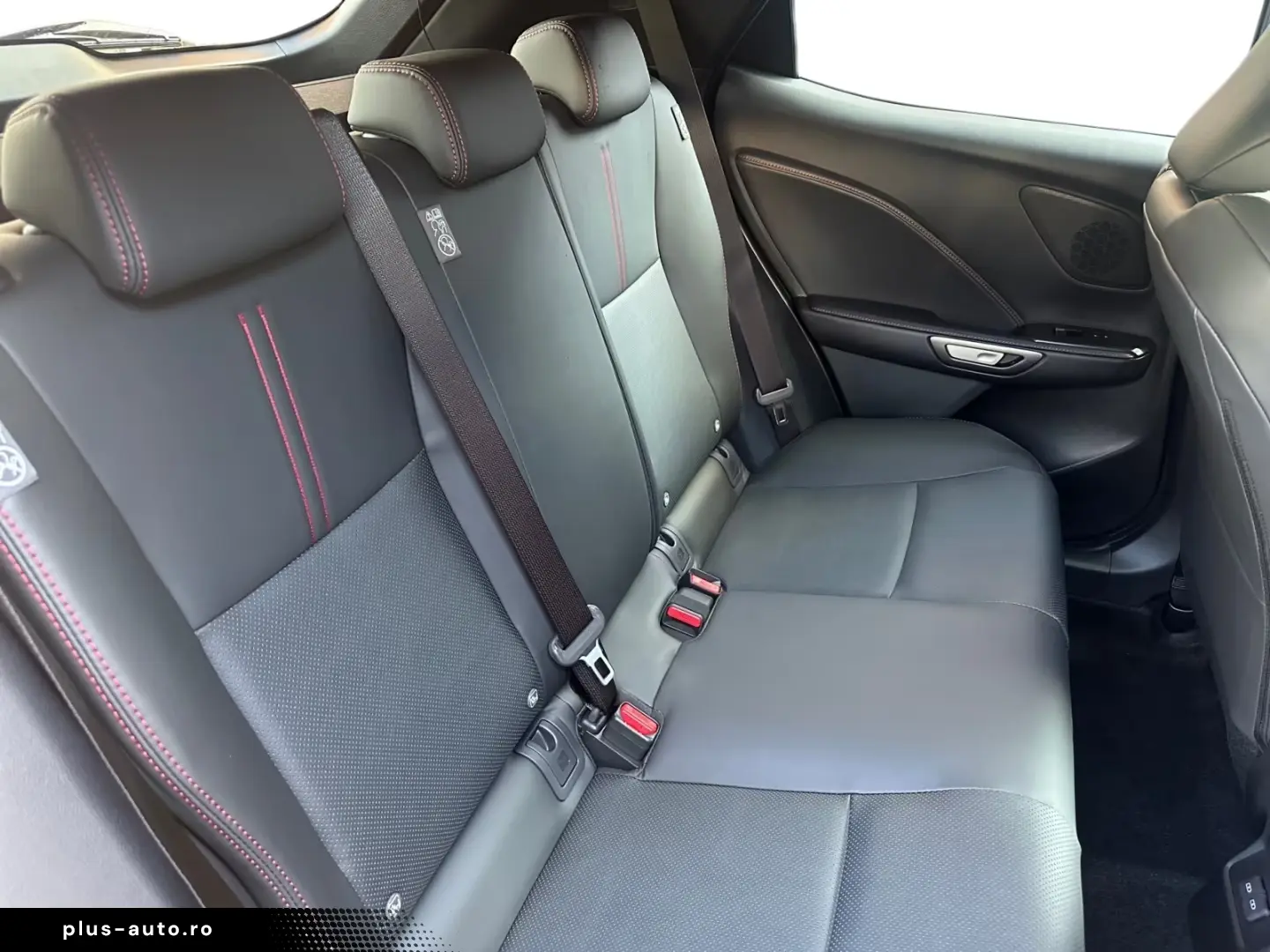 Lexus LBX FWD Emotion  Technology package LED SHZ Camera