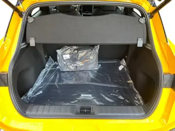 Lexus LBX FWD Emotion  Technology package LED SHZ Camera