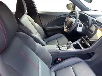 Lexus LBX FWD Emotion  Technology package LED SHZ Camera