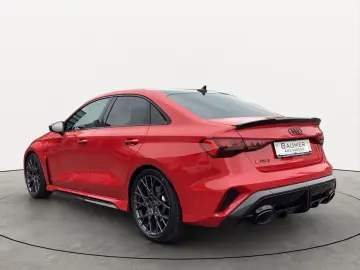 AUDI RS 3 2.5 TFSI quattro Vollausstattung Sportpaket