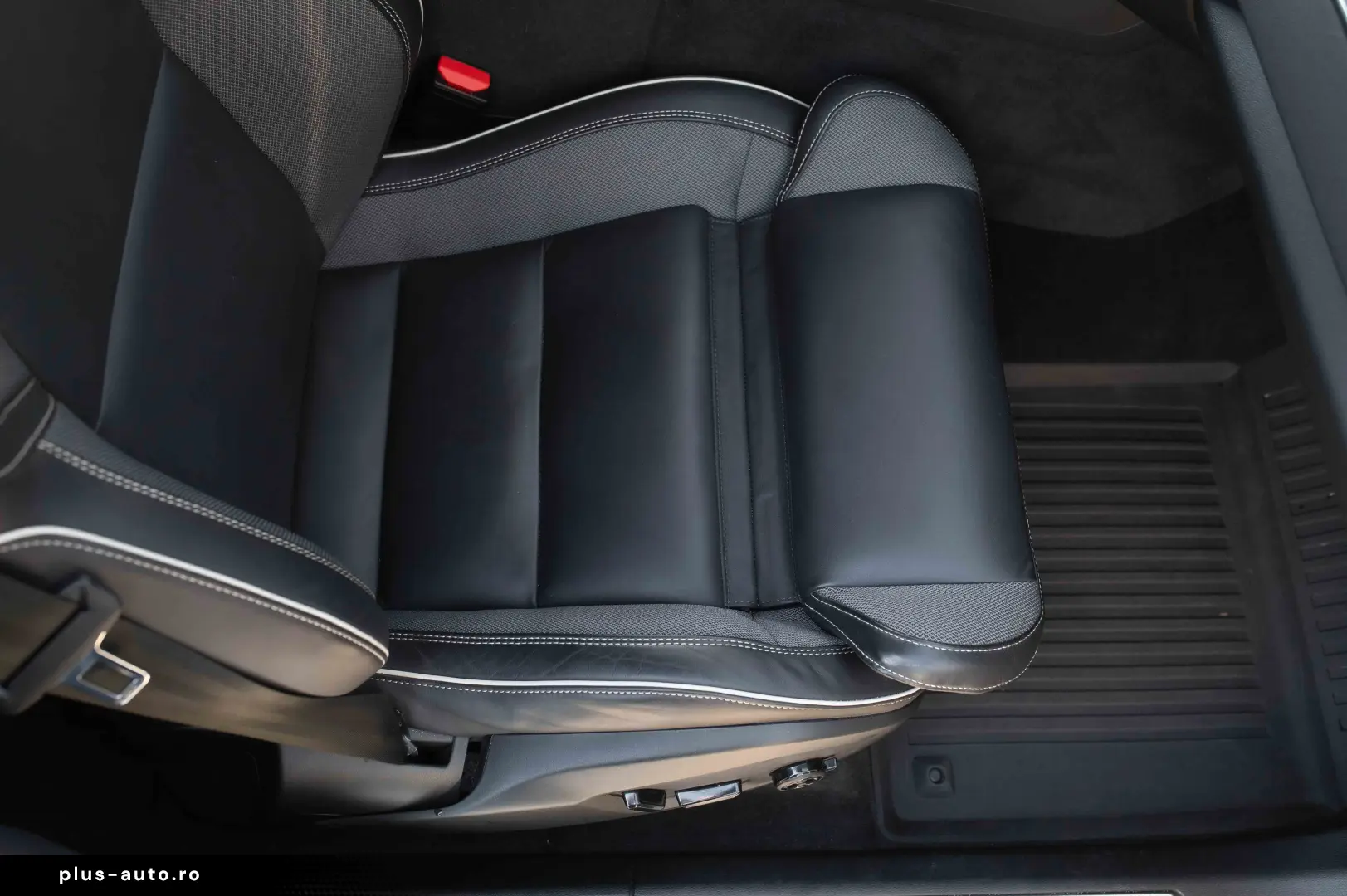 Volvo XC 60 B4 D AWD Plus Dark