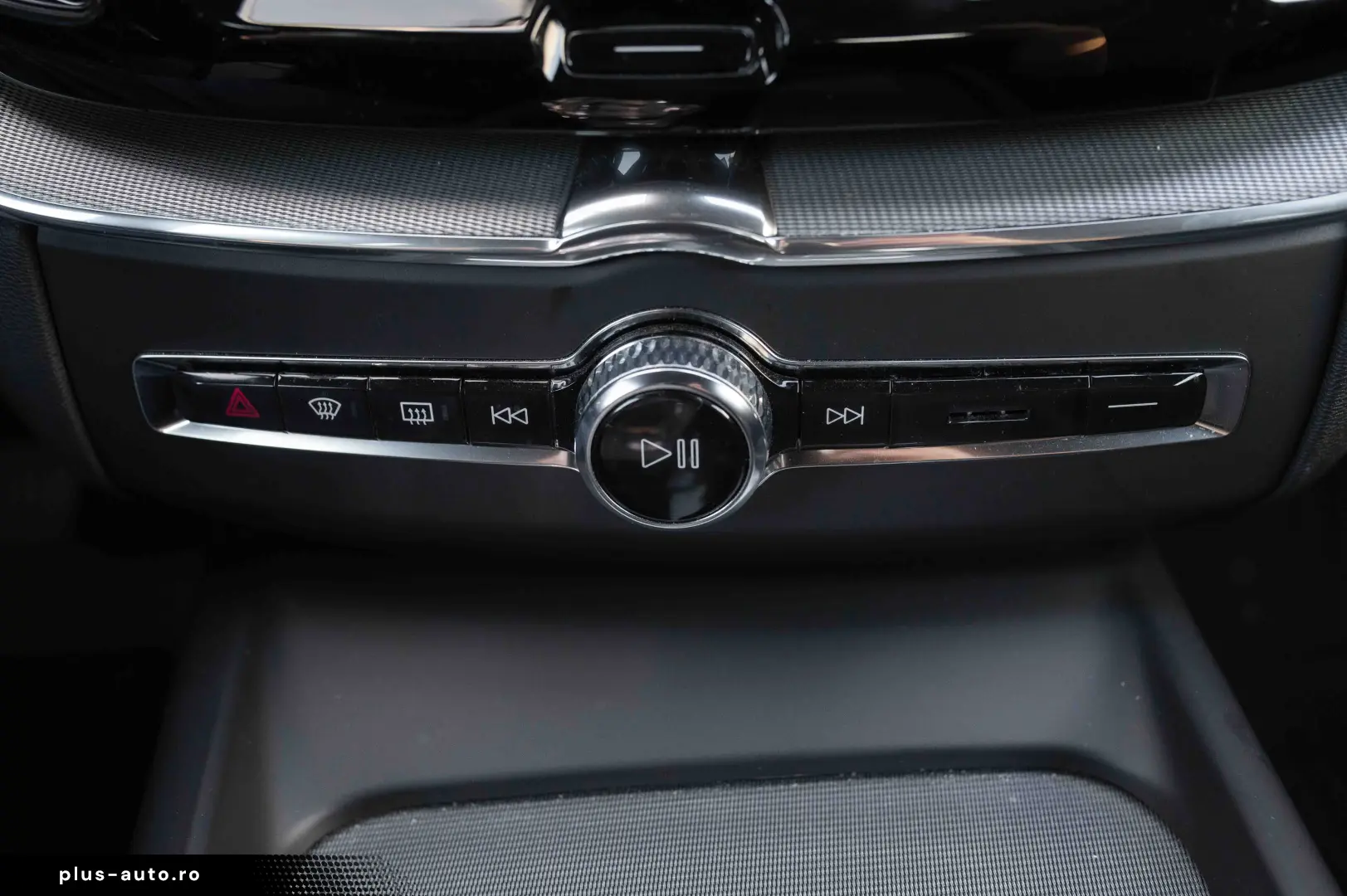 Volvo XC 60 B4 D AWD Plus Dark