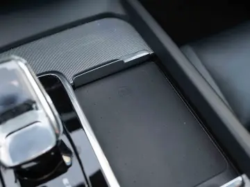 Volvo XC 60 B4 D AWD Plus Dark