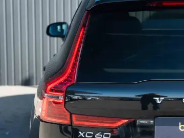 Volvo XC 60 B4 D AWD Plus Dark