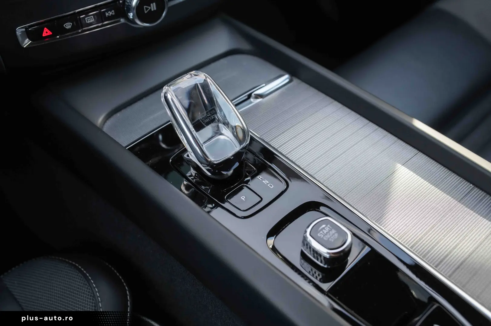 Volvo XC 60 B4 D AWD Plus Dark