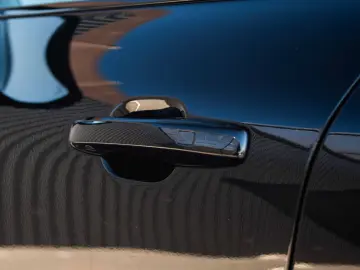 Volvo XC 60 B4 D AWD Plus Dark