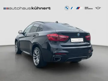 BMW X6 xDrive 30d    M-Sport ACC Luft PanoSD AHK HUD