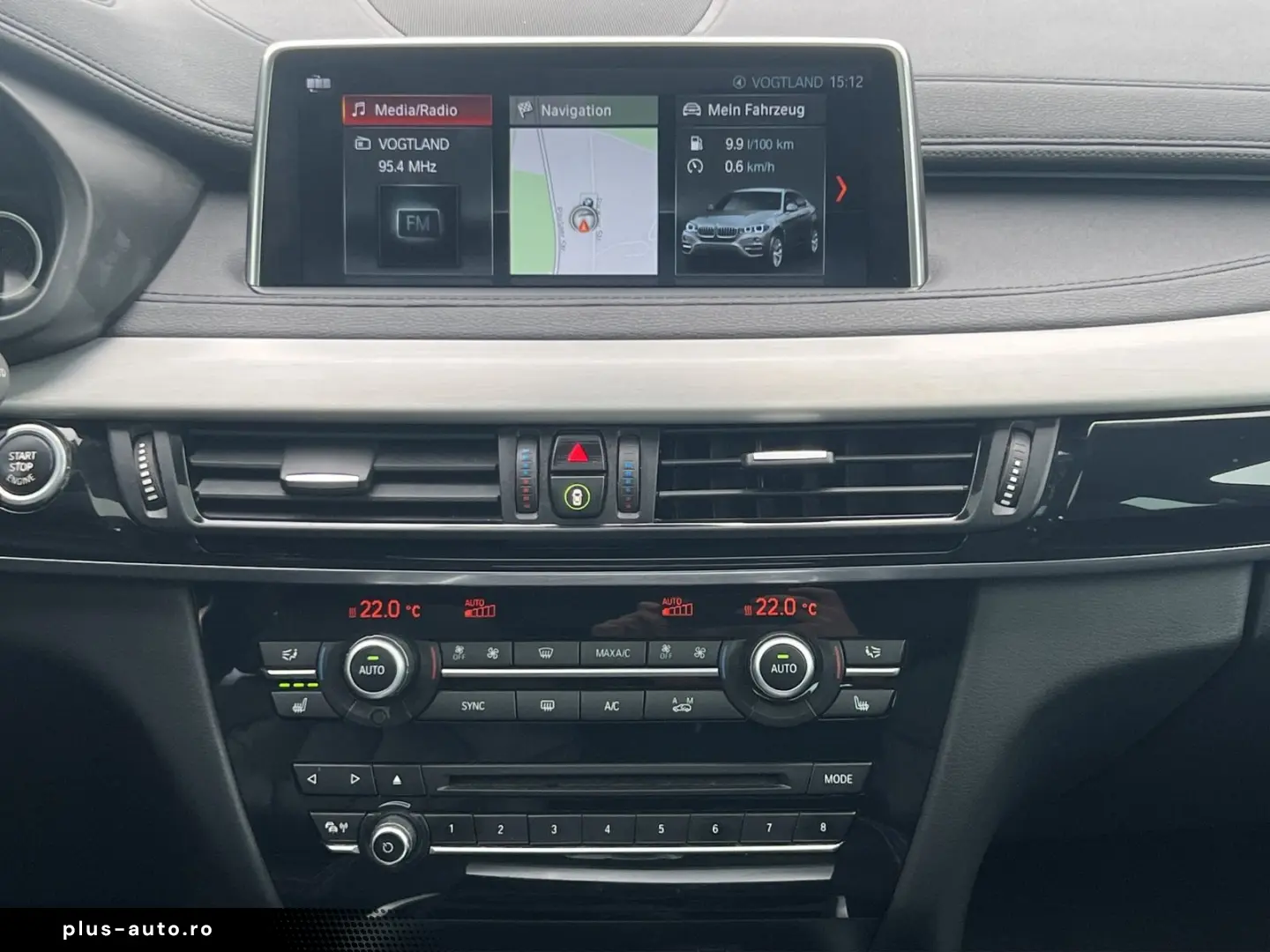 BMW X6 xDrive 30d    M-Sport ACC Luft PanoSD AHK HUD