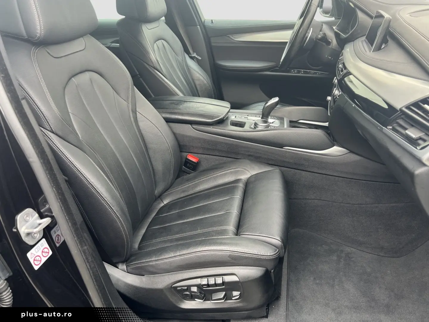 BMW X6 xDrive 30d    M-Sport ACC Luft PanoSD AHK HUD