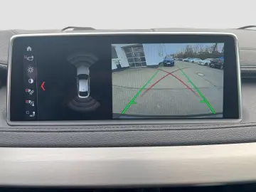 BMW X6 xDrive 30d    M-Sport ACC Luft PanoSD AHK HUD