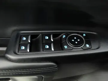 FORD Ranger 3.0 Raptor e-4WD MatrixLED AHK 360 Kamera