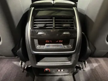 BMW X5 xDrive40i M Sportpaket Standhzg AHK Luftfeder