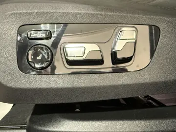 BMW X5 xDrive40i M Sportpaket Standhzg AHK Luftfeder