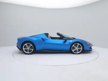 FERRARI 296 GTS - BLU CORSA   Sabia Int.