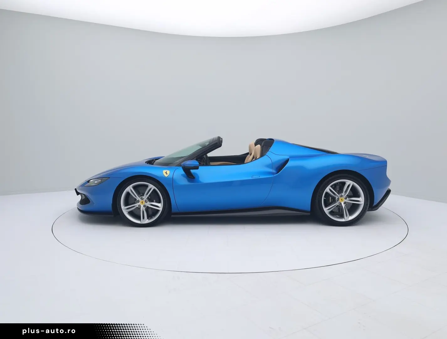 FERRARI 296 GTS - BLU CORSA   Sabia Int.