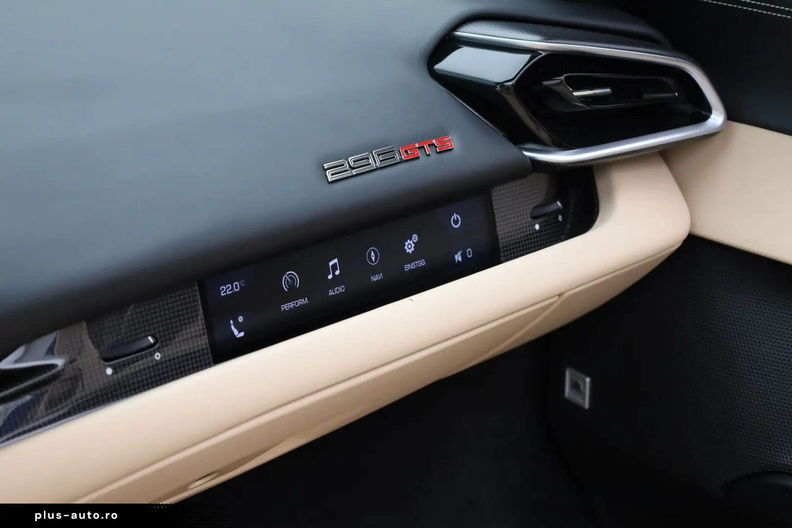 FERRARI 296 GTS - BLU CORSA   Sabia Int.