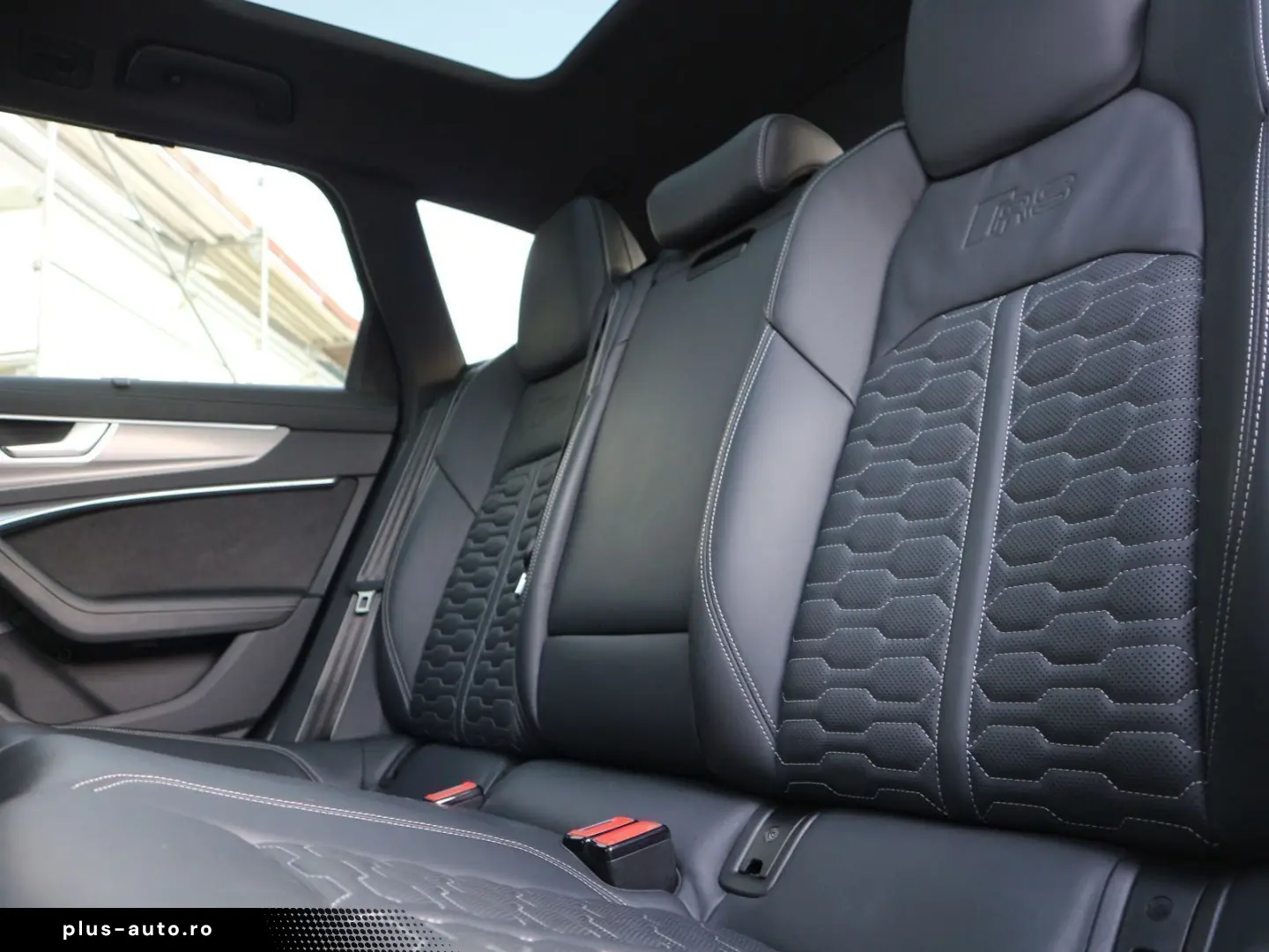 AUDI RS 6 Avant HUD PANO B&O MATRIX CARPLAY ACC