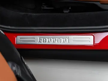 FERRARI 296 GTS