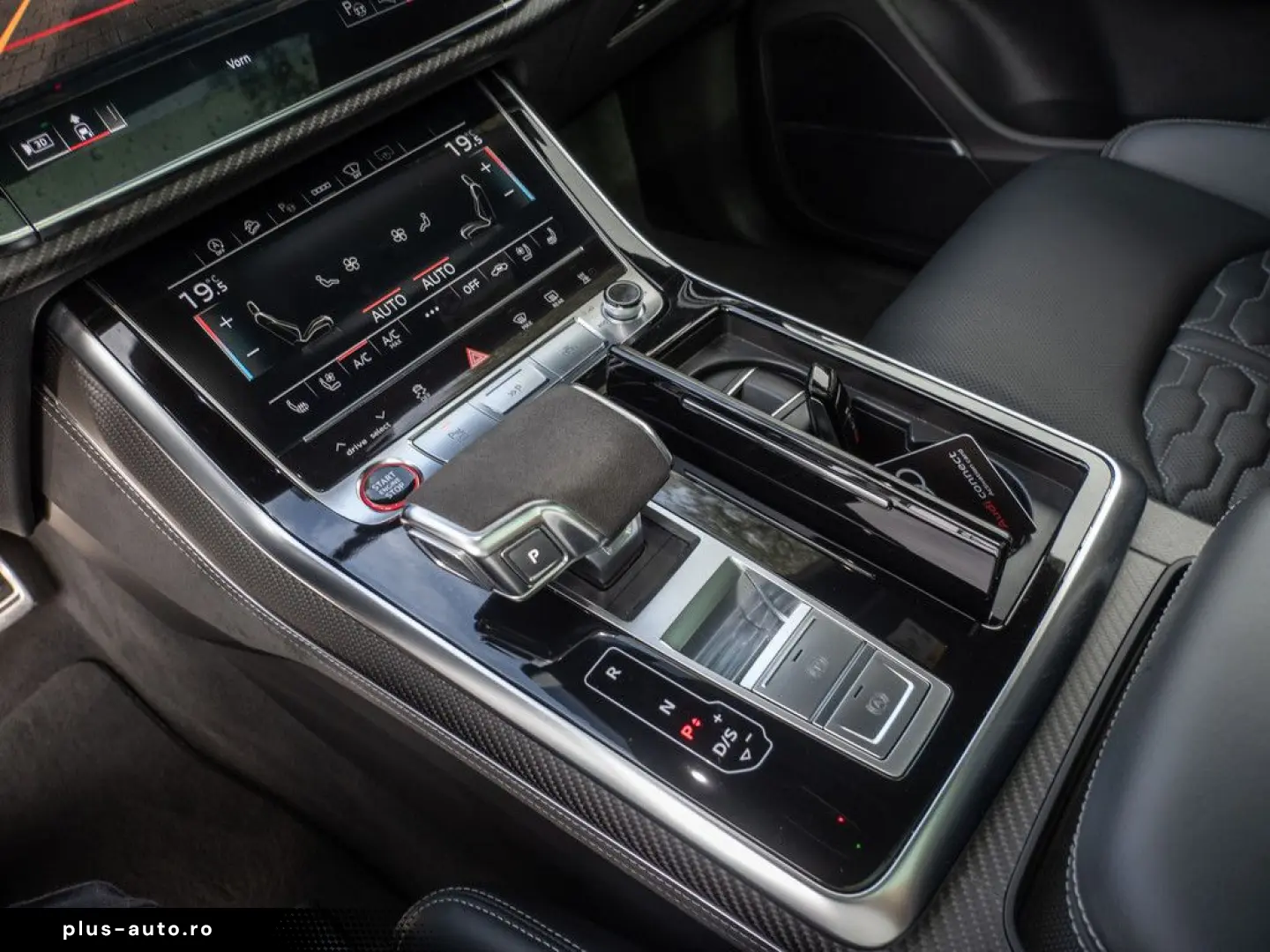 AUDI RS Q8 TFSI quattro MATRIX HUD PANO STAND