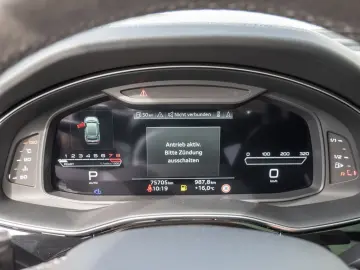 AUDI RS Q8 TFSI quattro MATRIX HUD PANO STAND