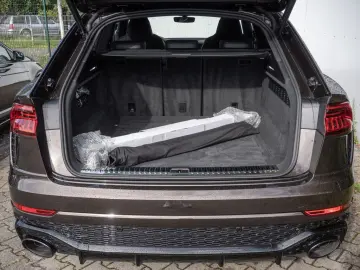 AUDI RS Q8 TFSI quattro MATRIX HUD PANO STAND