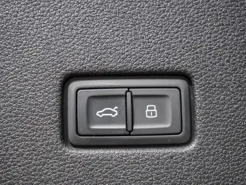 AUDI RS Q8 TFSI quattro MATRIX HUD PANO STAND