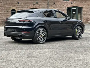 PORSCHE Cayenne E-Hybrid Coupe Platinum Edition SPORTABG