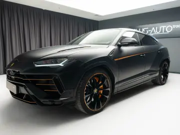 Lamborghini Urus Performante 60 Anniversario