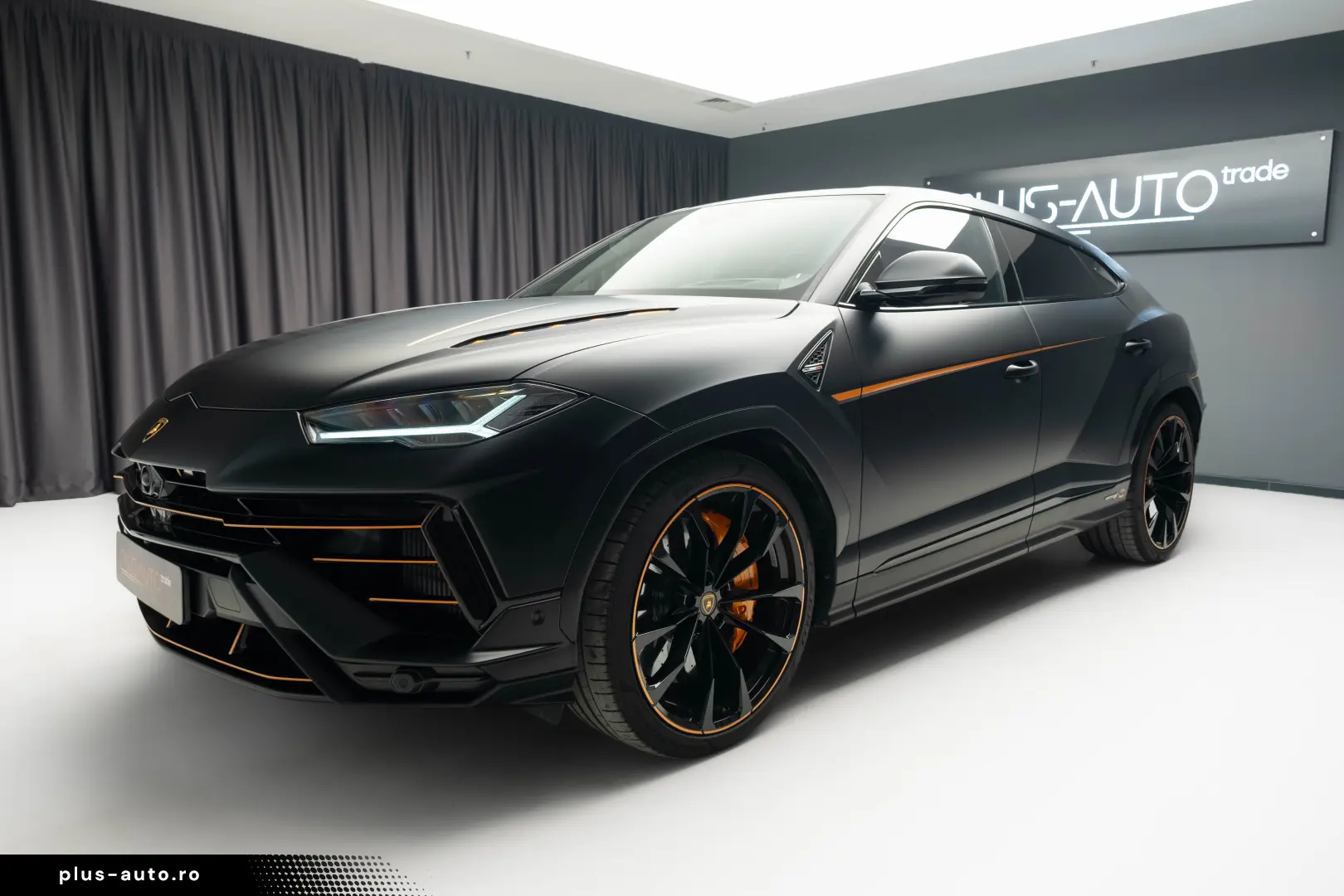 Lamborghini Urus Performante 60 Anniversario