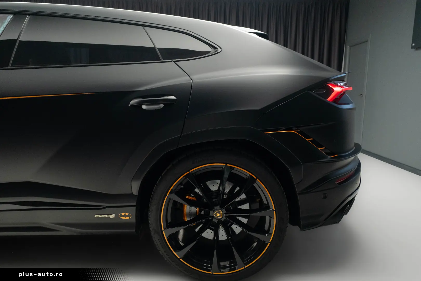 Lamborghini Urus Performante 60 Anniversario