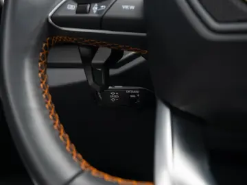 Lamborghini Urus Performante 60 Anniversario